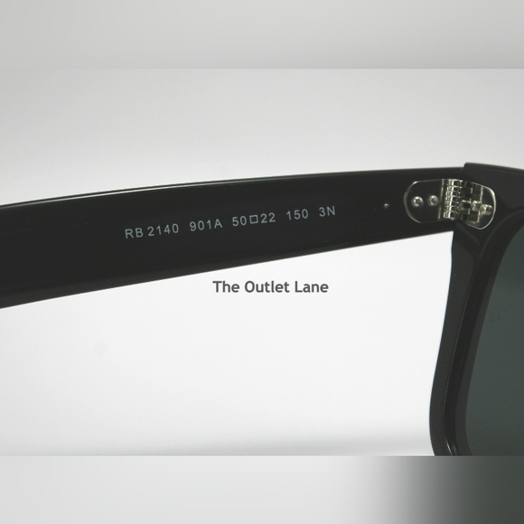 Model Display Ray-Ban Wayfarer Black RB2140 - Picture 9 of 16